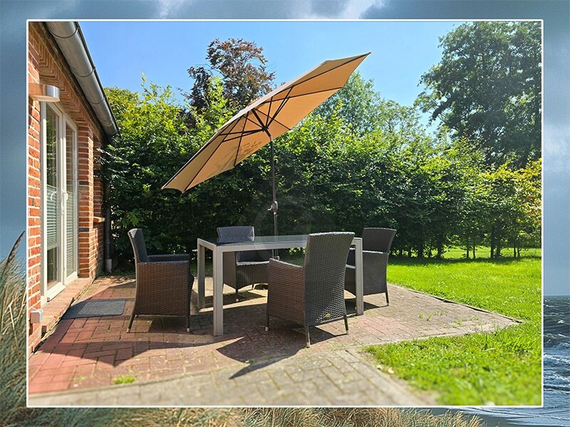 einladende Terrasse im Grünen einladende Terrasse im Grünen