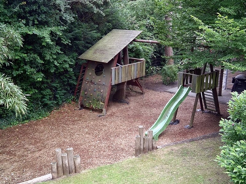 inkl. Spielplatz inkl. Spielplatz